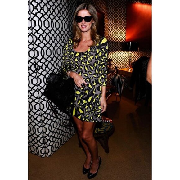 Diane Von Furstenberg Vintage Leopard Print Silk Jersey Mini Dress Size 12 - Picture 5 of 9